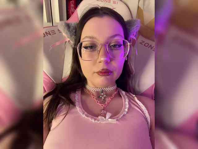 henby_streams webcam