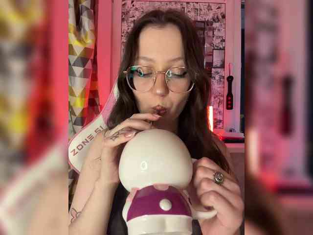 henby_streams webcam