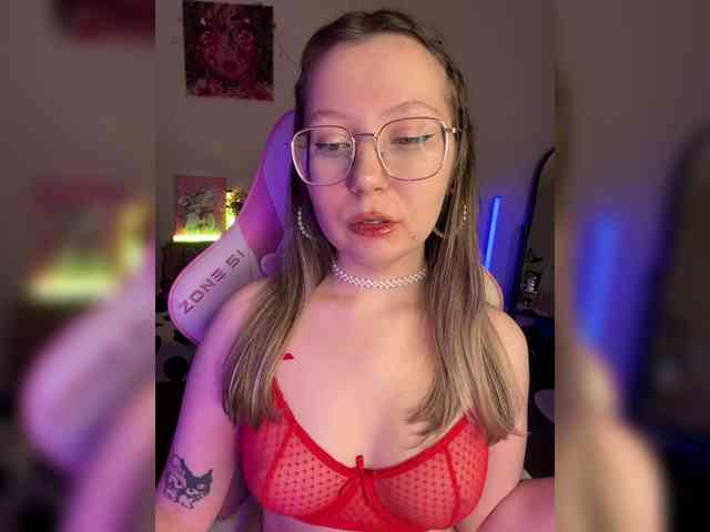 henby_streams webcam