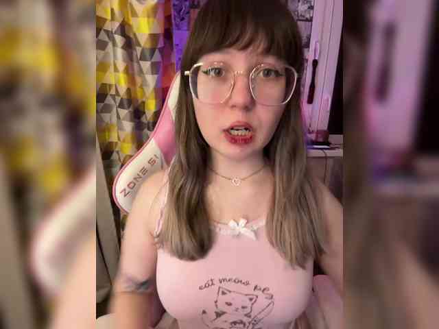 henby_streams webcam