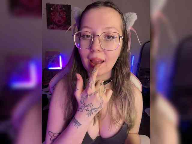 henby_streams webcam