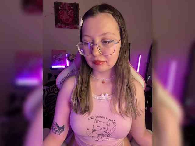 henby_streams webcam