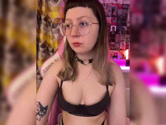 henby_streams webcam
