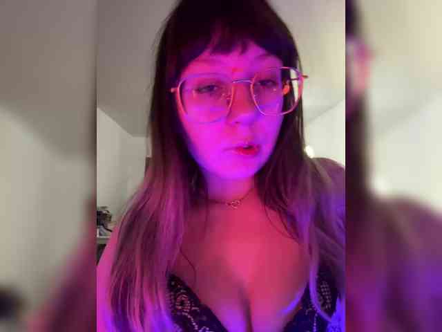 henby_streams webcam