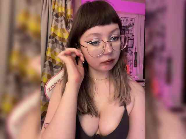 henby_streams webcam