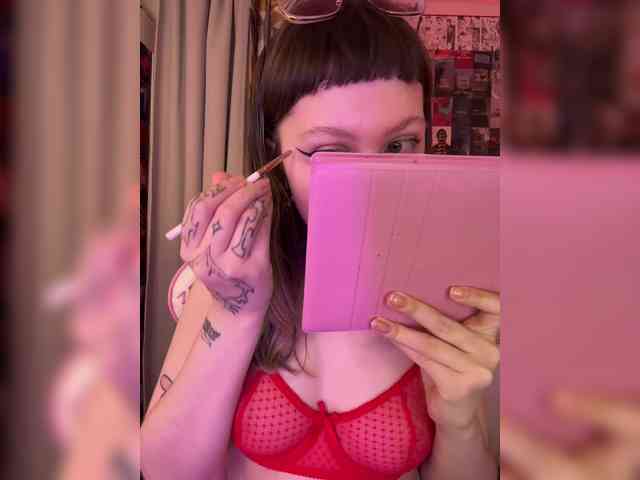 henby_streams webcam