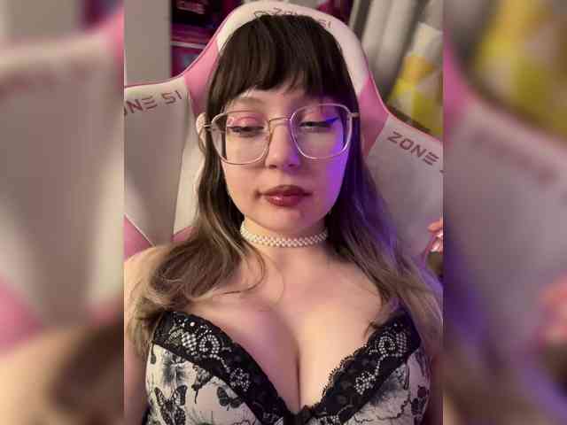 henby_streams webcam