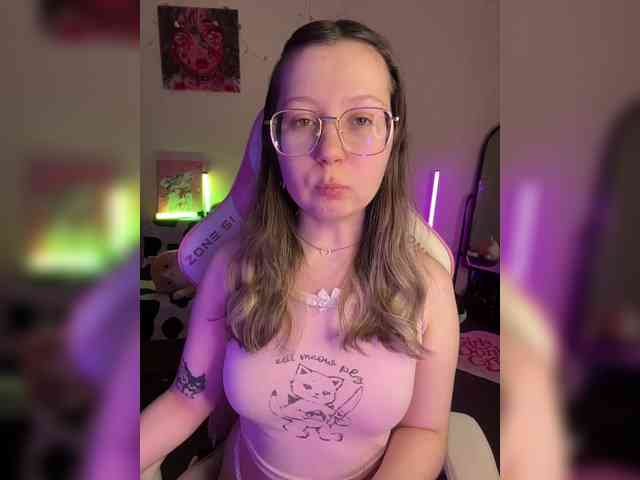 henby_streams webcam