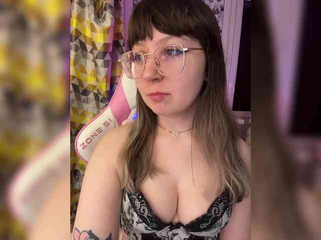 henby_streams webcam