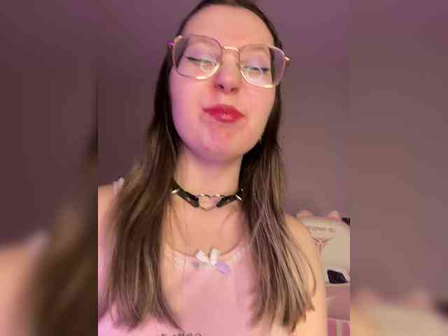 henby_streams webcam