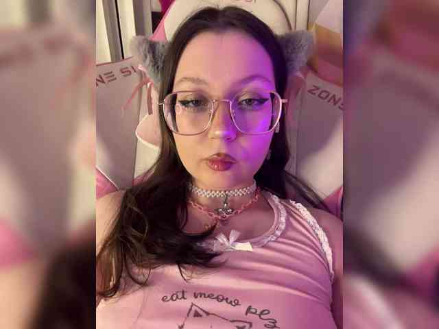 henby_streams webcam