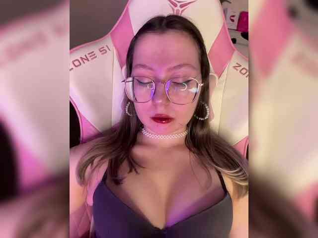 henby_streams webcam