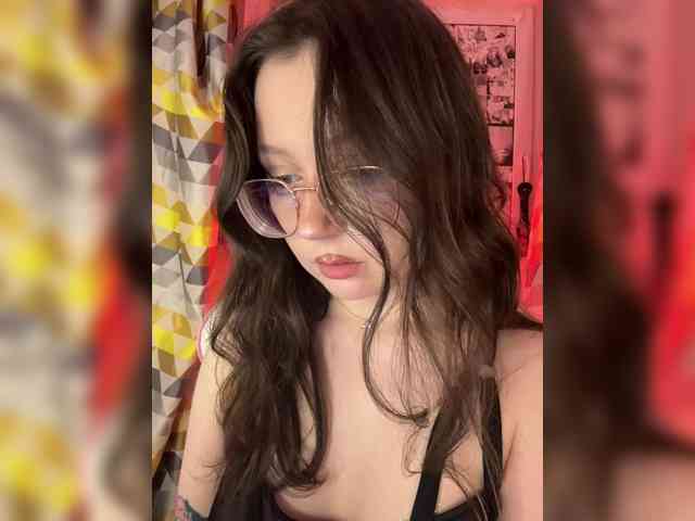henby_streams webcam