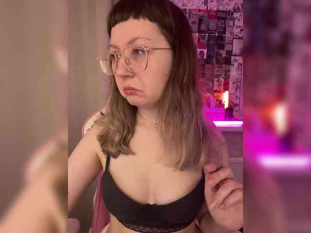 henby_streams webcam