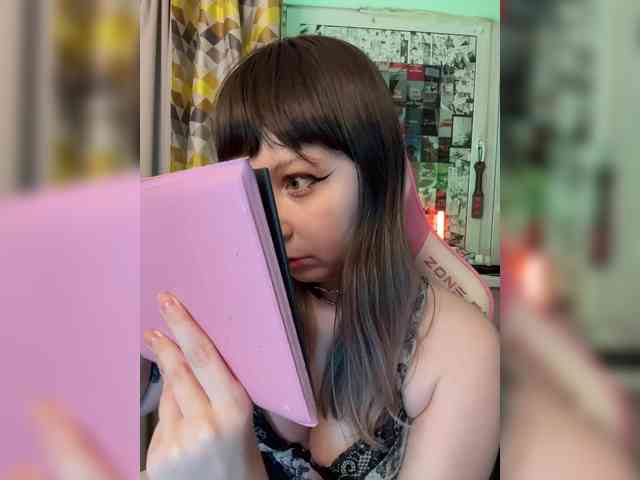 henby_streams webcam