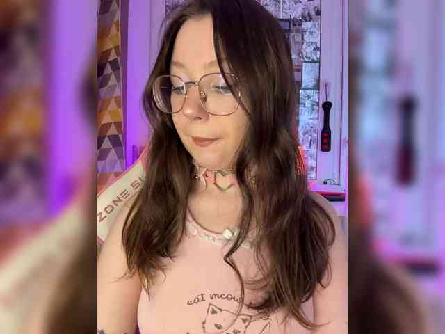 henby_streams webcam