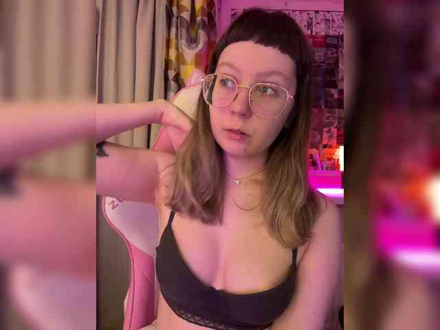 henby_streams webcam