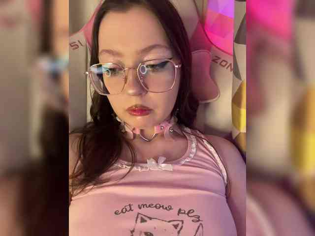 henby_streams webcam