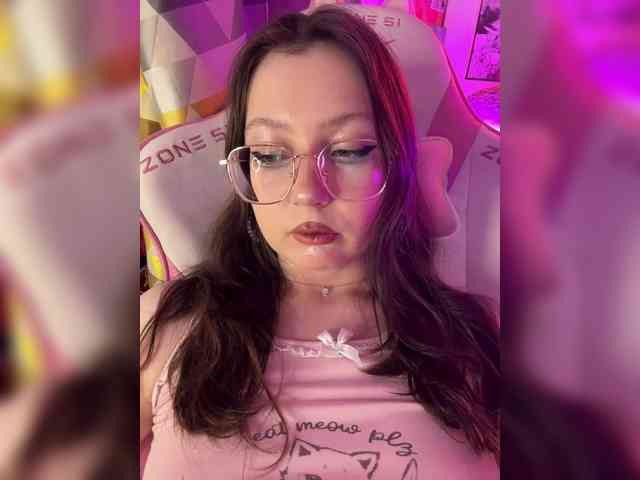 henby_streams webcam