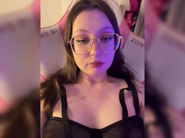 henby_streams webcam