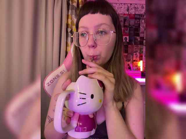 henby_streams webcam