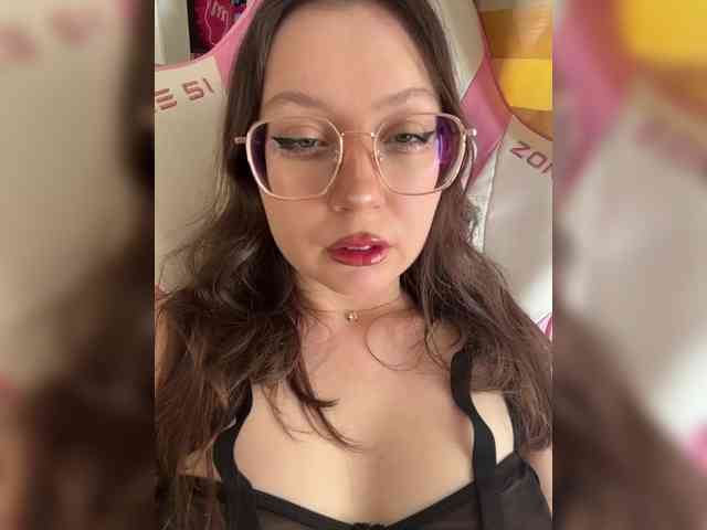 henby_streams webcam