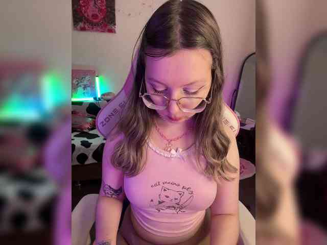 henby_streams webcam