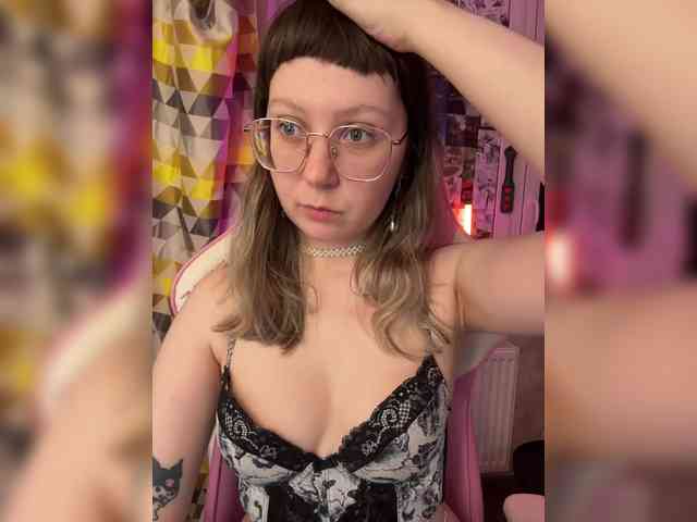 henby_streams webcam