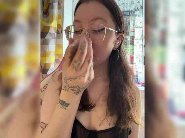 henby_streams webcam