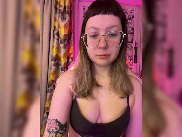 henby_streams webcam