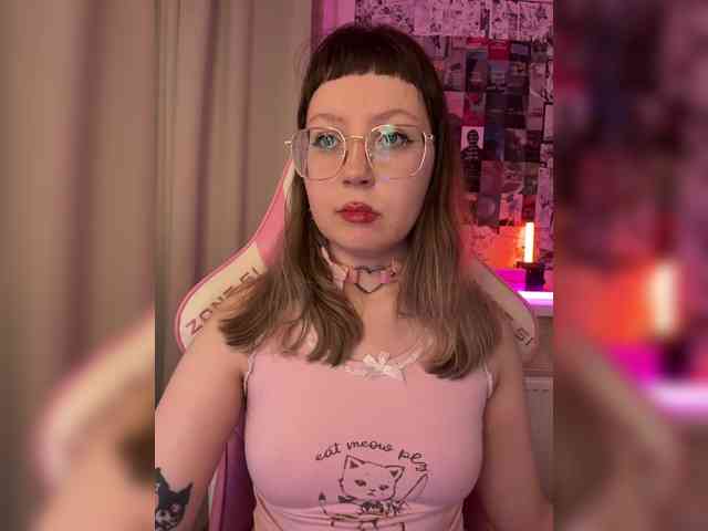 henby_streams webcam