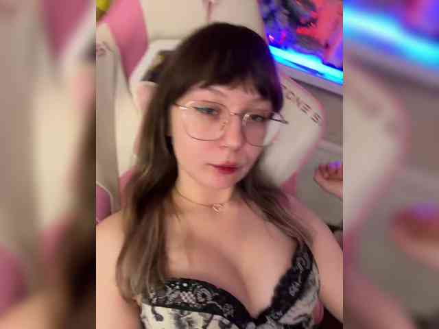 henby_streams webcam