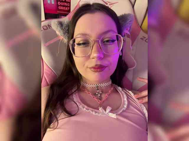 henby_streams webcam