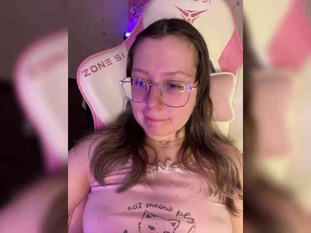 henby_streams webcam