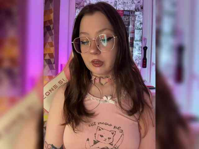 henby_streams webcam