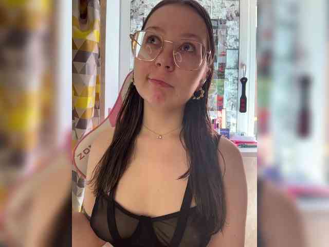 henby_streams webcam