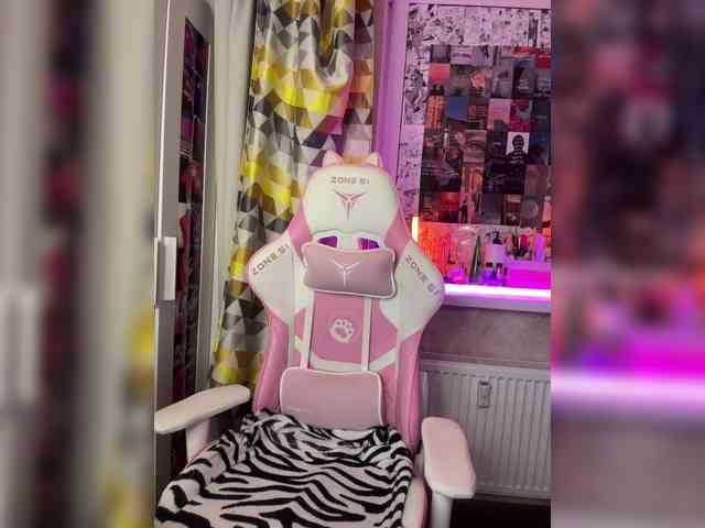 henby_streams webcam