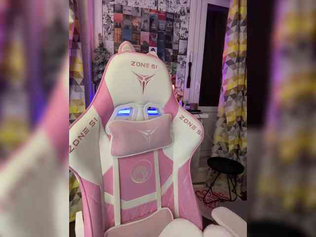 henby_streams webcam