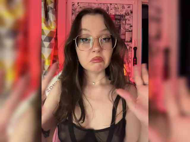 henby_streams webcam