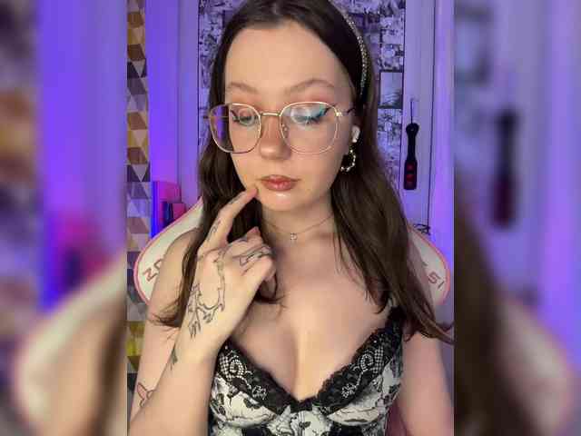 henby_streams webcam