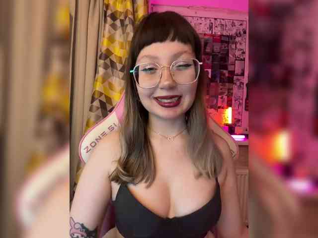 henby_streams webcam