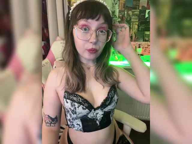 henby_streams webcam