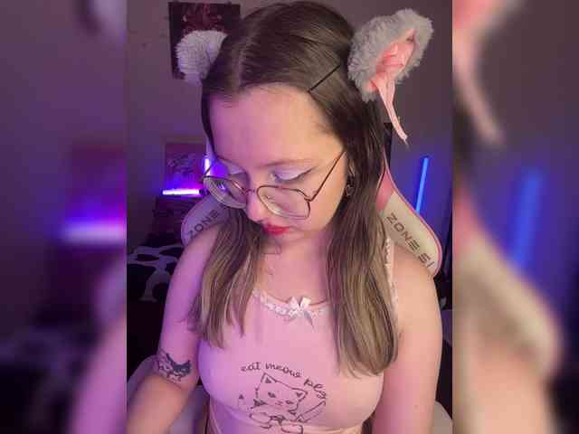 henby_streams webcam