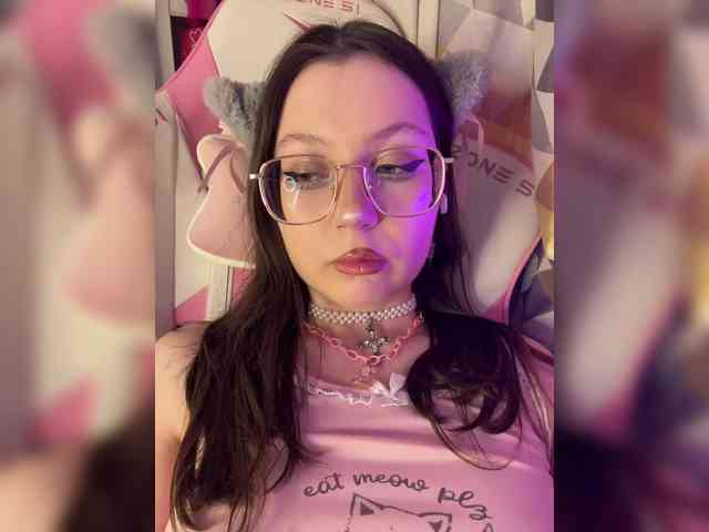 henby_streams webcam