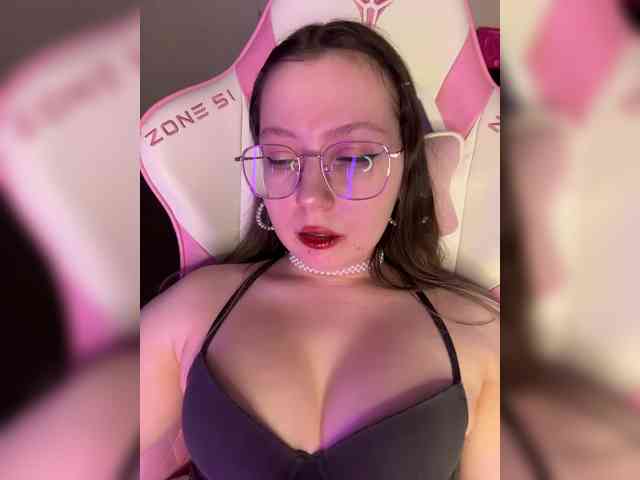 henby_streams webcam