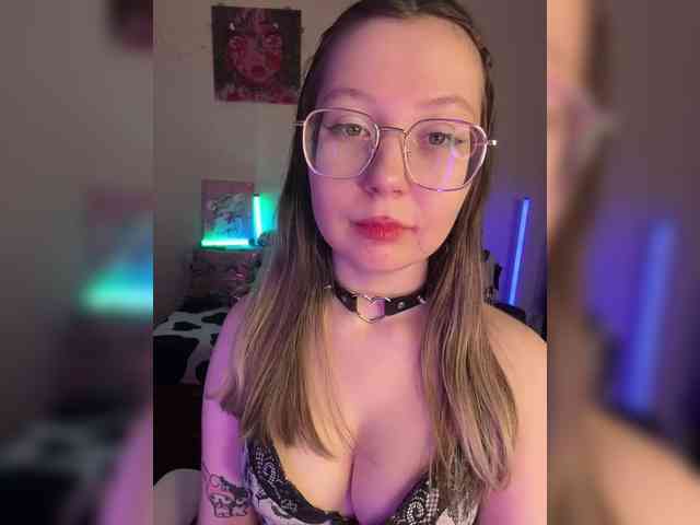 henby_streams webcam