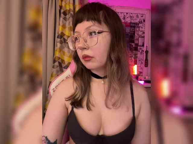 henby_streams webcam