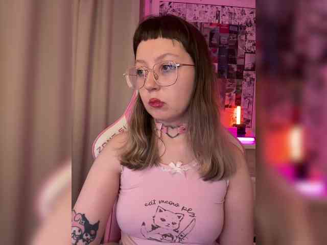 henby_streams webcam
