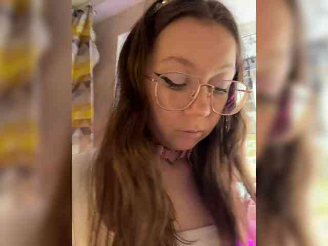 henby_streams webcam