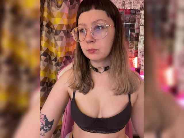 henby_streams webcam